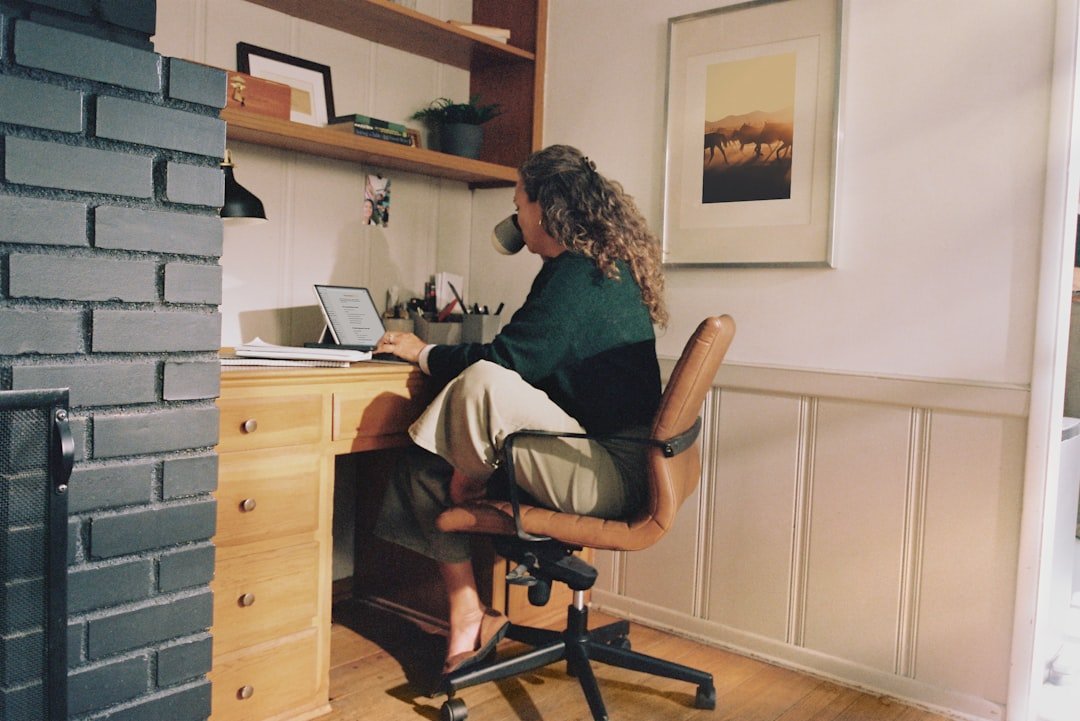You are currently viewing Home Office Vastu: Setting Up a Desk That Actually Supports Focus